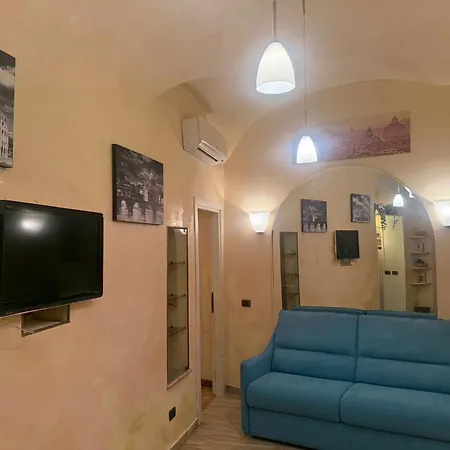 Apartment Piazza Di Spagna Rome