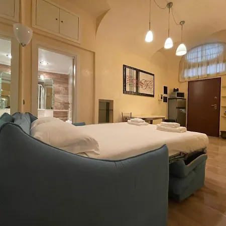 Apartment Piazza Di Spagna Rome
