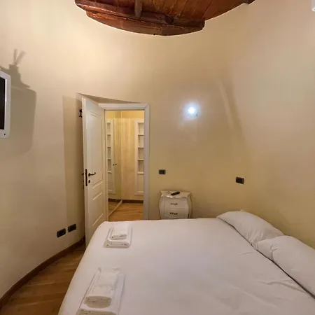 Apartment Piazza Di Spagna Rome